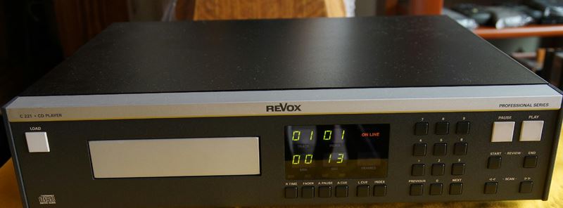 ルボックス REVOX C221 CDプレーヤー