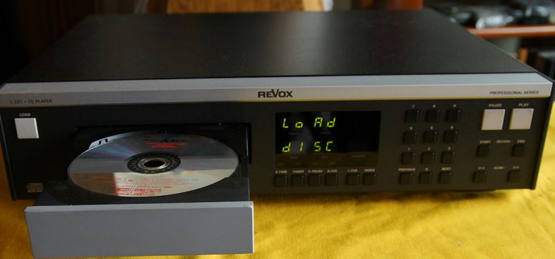 ルボックス REVOX C221 CDプレーヤー